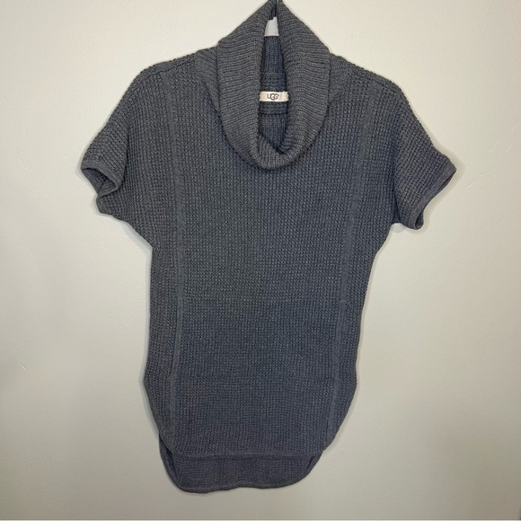 UGG Women's Gray Selby Short Sleeve Cowl Neck Pullover Sweater size XS - Picture 2 of 11